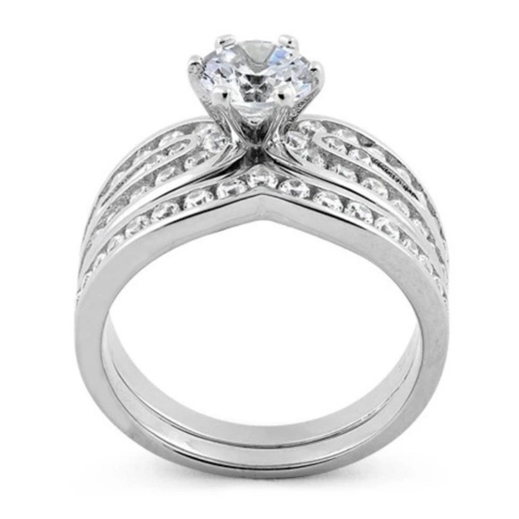 925 Sterling Silver Elegant Engagement Set CZ Ring - Picture 3 of 7